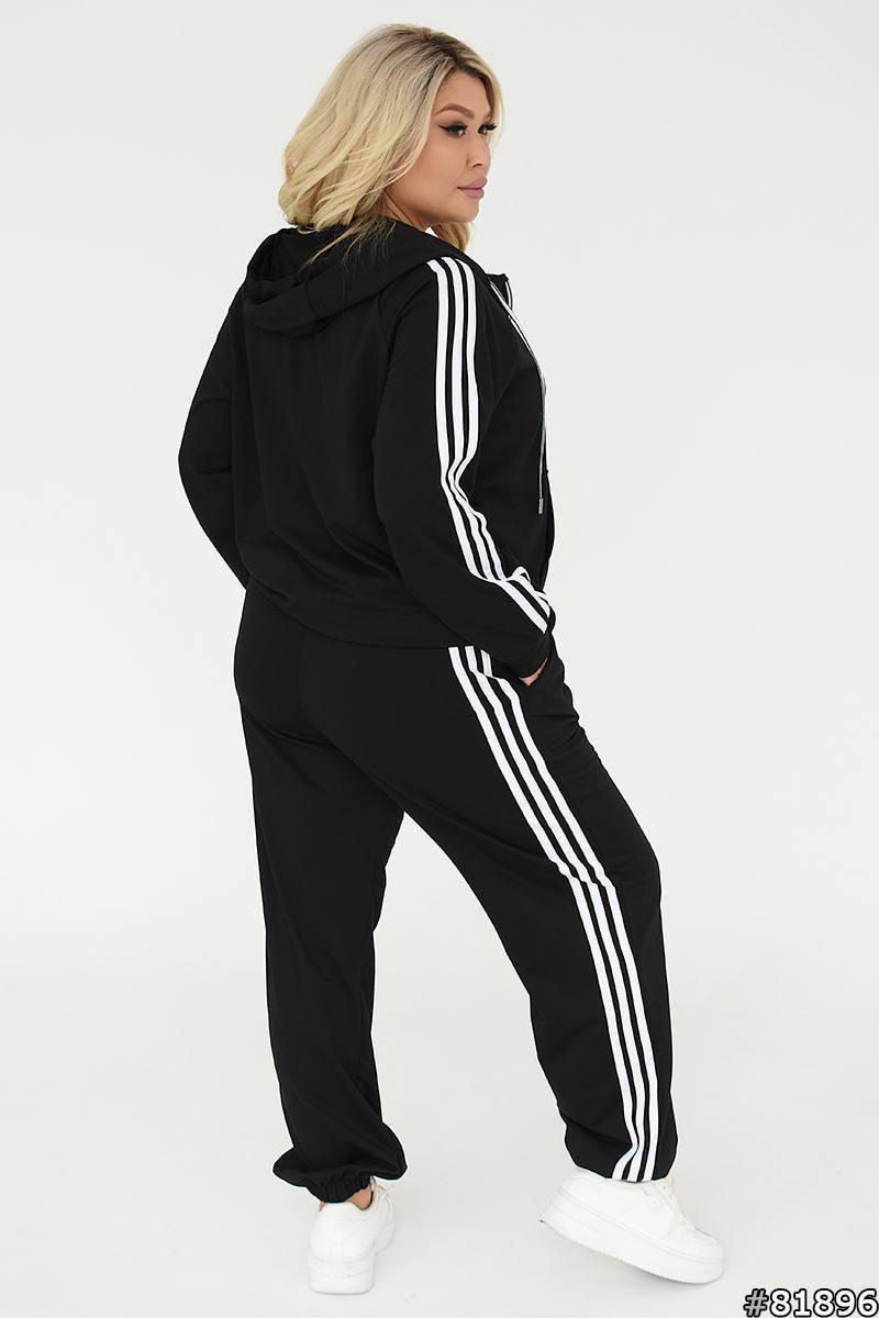 Модель колір Чорний